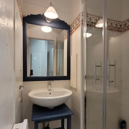 Apartmán 3p Dans Maison Bourgeoise - 6 Personnes - Vue - Parking *