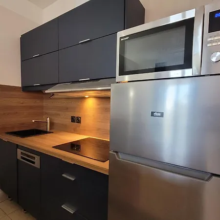3p Dans Maison Bourgeoise - 6 Personnes - Vue - Parking * Cannes